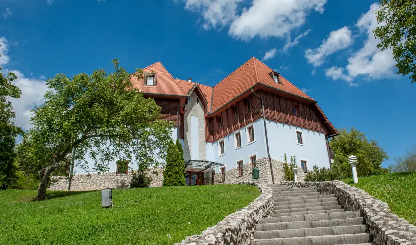 Club Dobogmajor Cserszegtomaj - Hsvt - teljes elrefizetssel (min. 2 j)