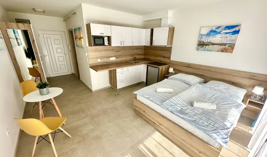 Ady Corner Pr�mium Apartmanok Si�fok - H�sv�t