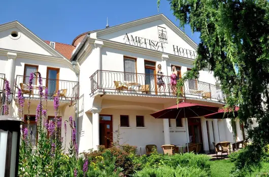 Ametiszt Hotel - Hsvt (min. 3 j)