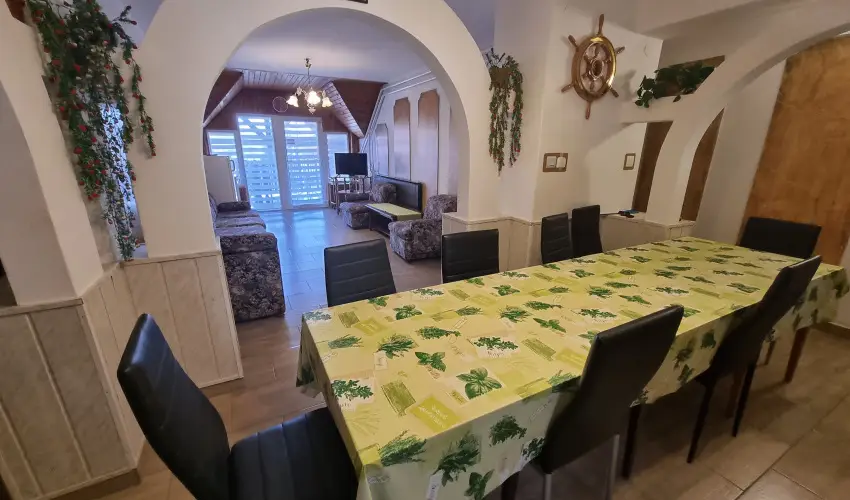 Andrea & Mnika Apartman 2 Harkny - Hsvt (min. 6 j)