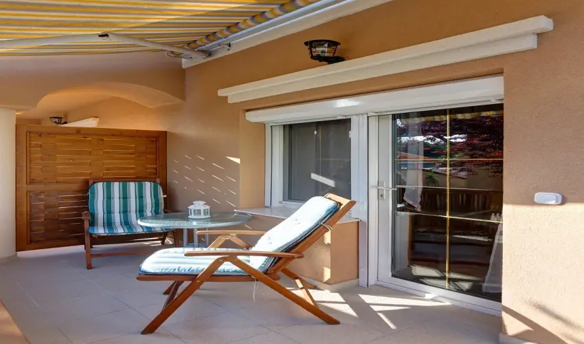 Andrea Villa Hvz - Hsvt (min. 2 j)