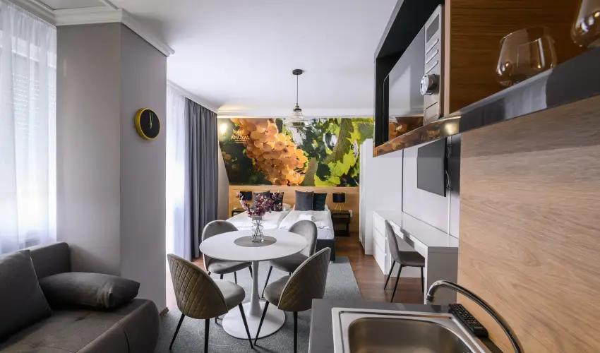 Angyal Panzi� Hajd�szoboszl� - H�sv�t (min. 2 �j)