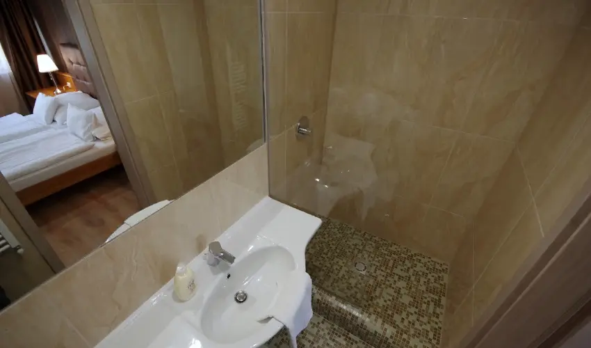 Aqua Hotel Gyula - Hsvt (min. 3 j)