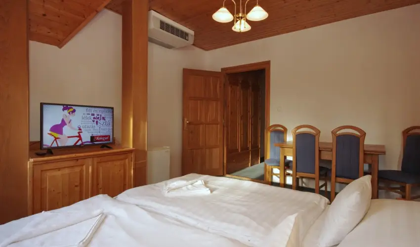 Aqua Hotel Gyula - Hsvt (min. 3 j)