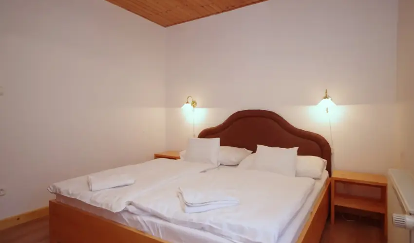 Aqua Hotel Gyula - Hsvt (min. 3 j)