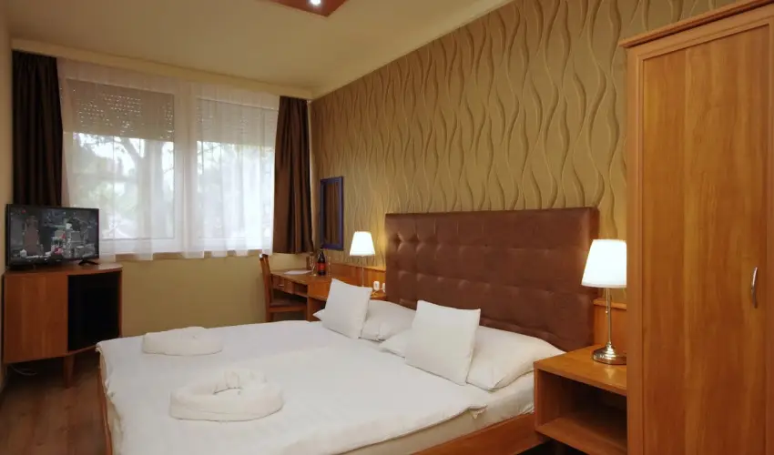 Aqua Hotel Gyula - Hsvt (min. 3 j)