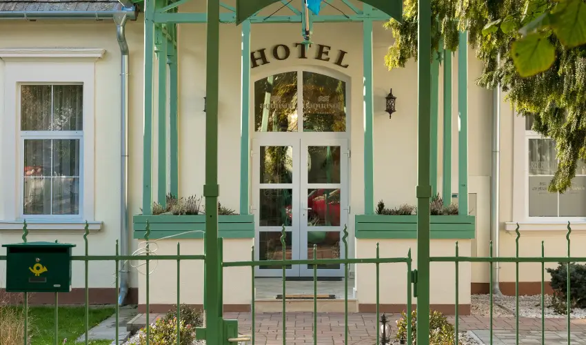 Aquasol Resort Mosonmagyar�v�r - H�sv�t (min. 3 �j)