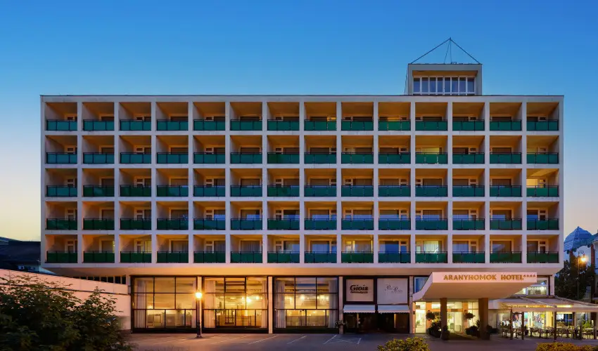 Aranyhomok Hotel Business & Relax Kecskem�t - H�sv�t 