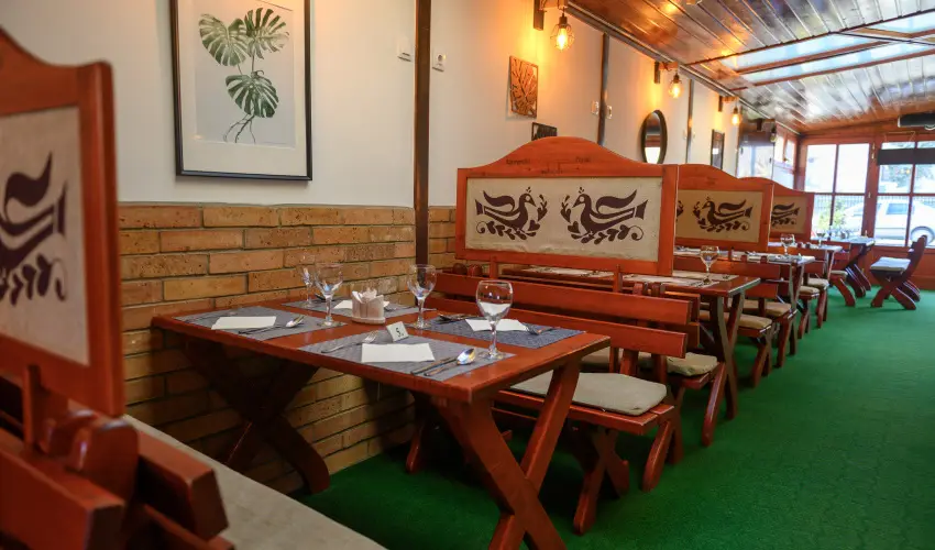 Aranypatk� Panzi� Gy�r�jbar�t - H�sv�t