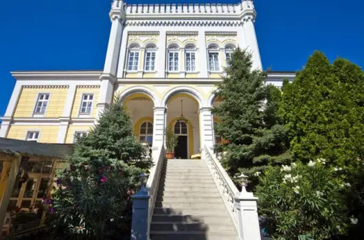 Astoria Hotel s tterem - Hsvt