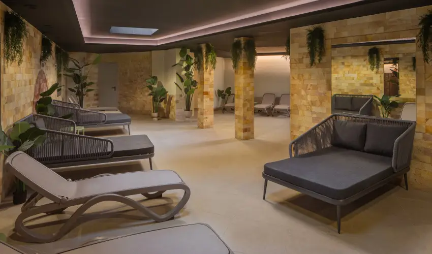 Hotel Atlantis Wellness & Conference Hajdszoboszl - Hsvt (min. 3 j)