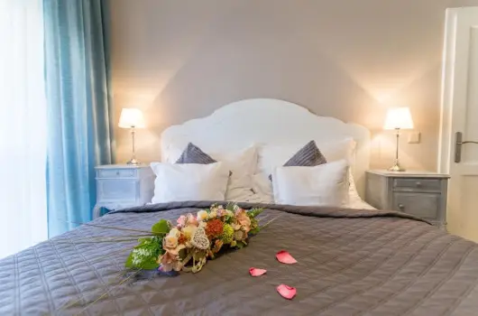 Aurora Vend�gh�z - H�sv�t (min. 2 �j)