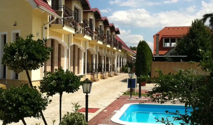 Bajor Panzió Aparthotel Bük, Bükfürdő - Húsvét