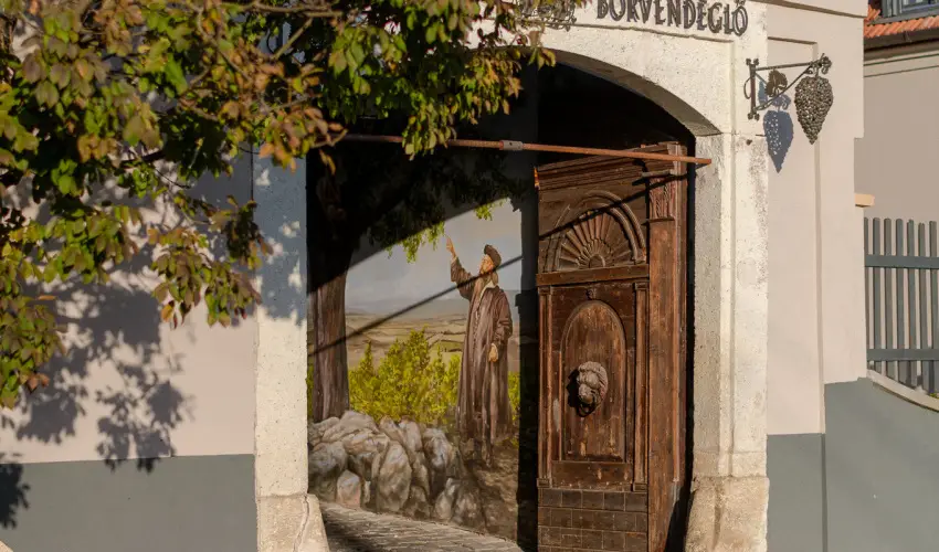 Barka Galria Hotel s tterem Tllya - Hsvt