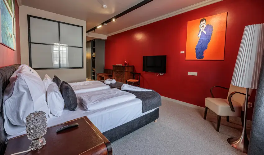 Barka Galria Hotel s tterem Tllya - Hsvt