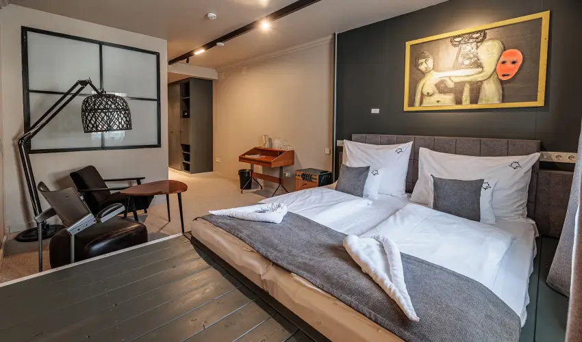 Barka Galria Hotel s tterem Tllya - Hsvt