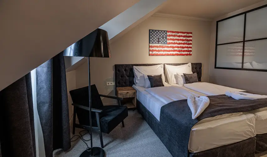 Barka Galria Hotel s tterem Tllya - Hsvt