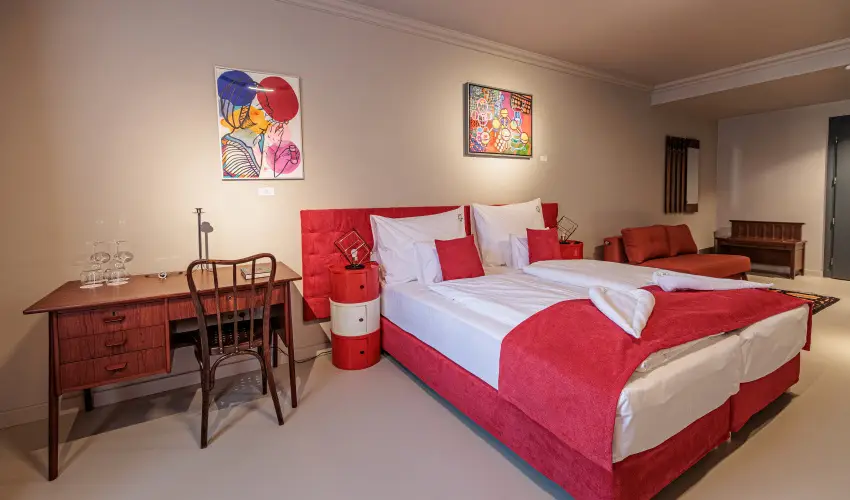 Barka Galria Hotel s tterem Tllya - Hsvt