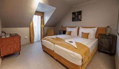 Barka Galria Hotel s tterem Tllya