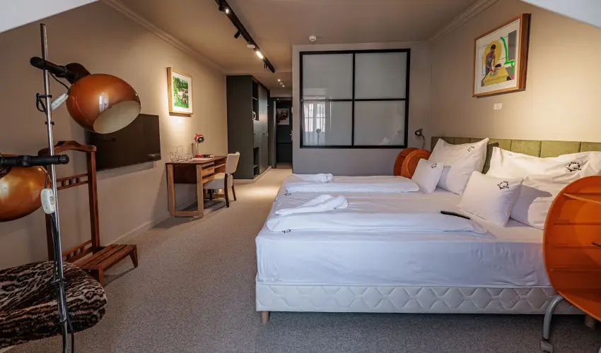 Barka Galria Hotel s tterem Tllya - Hsvt