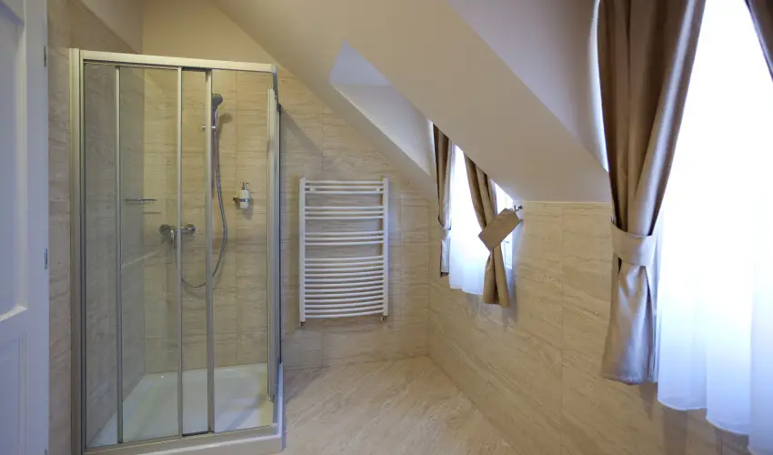 Barokk Hotel Promend Gyr - Hsvt - teljes elrefizetssel