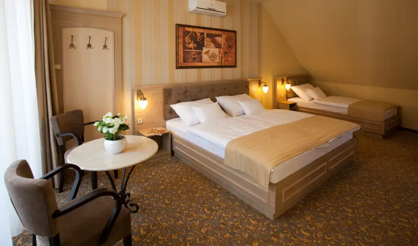 Barokk Hotel Promend Gyr - Hsvt - teljes elrefizetssel