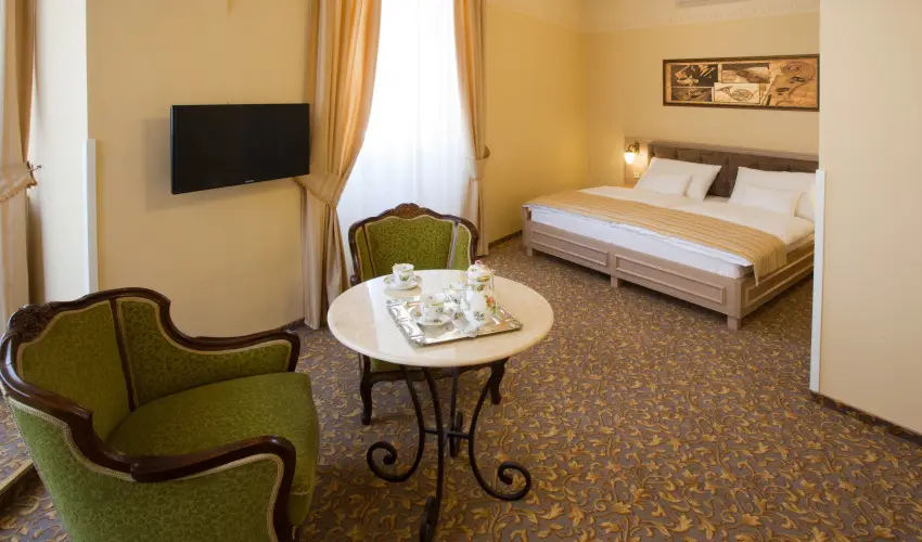 Barokk Hotel Promend Gyr - Hsvt - teljes elrefizetssel