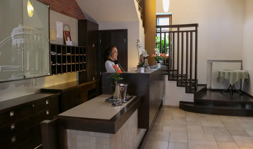 Bazilika alatti Panzi Esztergom - Hsvt 