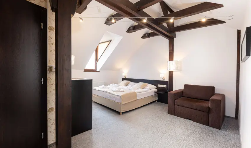 Bazilika alatti Panzi Esztergom - Hsvt 