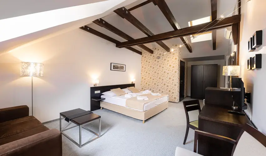 Bazilika alatti Panzi Esztergom - Hsvt 