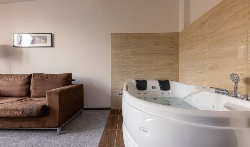 Bazilika alatti Panzi Esztergom - Hsvt 