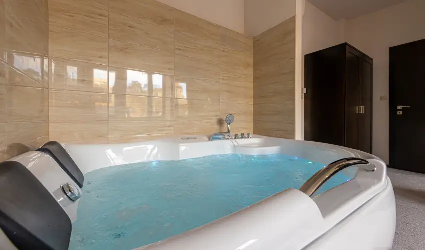 Bazilika alatti Panzi Esztergom - Hsvt 