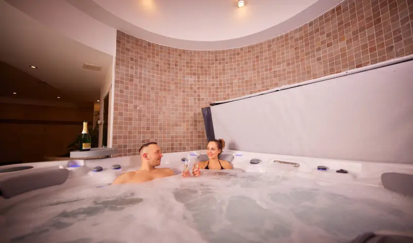 Bazilika alatti Panzi Esztergom - Hsvt 