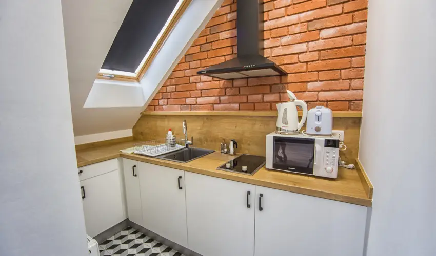 Berill Suites Srvr - Hsvt