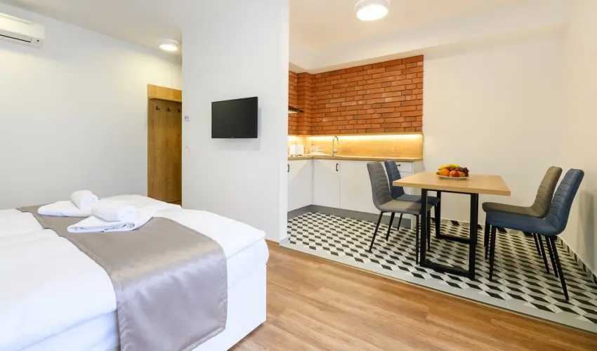 Berill Suites Srvr - Hsvt