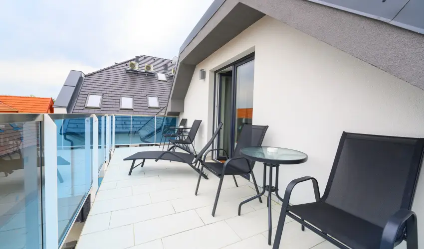 Berill Suites Srvr - Hsvt