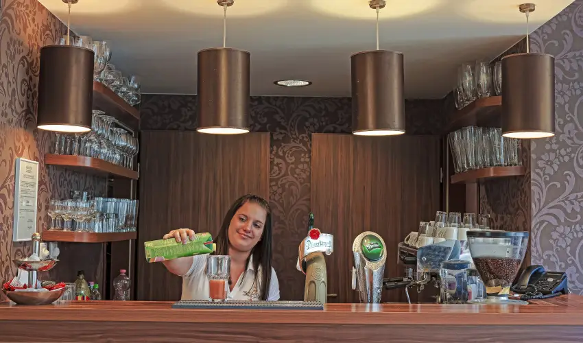 Szpia Bio & Art Hotel Zsmbk - Hsvt - teljes elrefizetssel