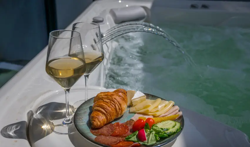 BJ81 Suite Hotel Sifok - Hsvt (min. 3 j)