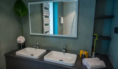 BJ81 Suite Hotel Sifok