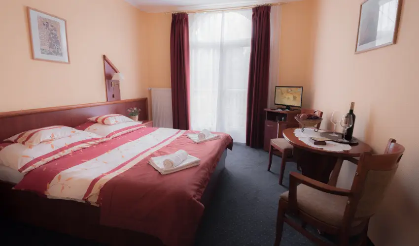 Boglrka Panzi-tterem  Mezkvesd - Hsvt (min. 2 j)