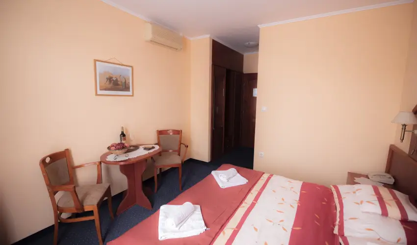 Boglrka Panzi-tterem  Mezkvesd - Hsvt (min. 2 j)