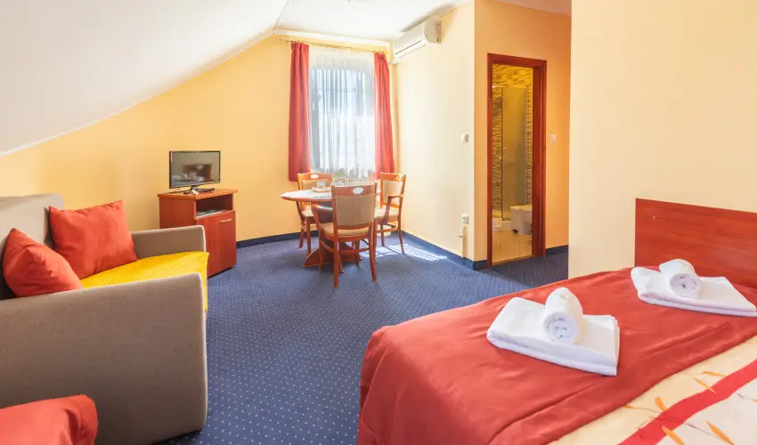 Boglrka Panzi-tterem  Mezkvesd - Hsvt (min. 2 j)