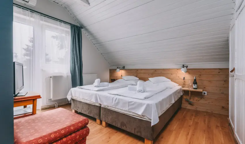 Borbartok Panzi Badacsonytomaj - Hsvt (min. 2 j)