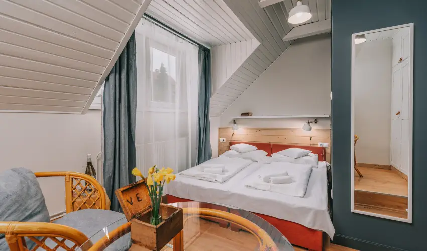 Borbartok Panzi Badacsonytomaj - Hsvt (min. 2 j)