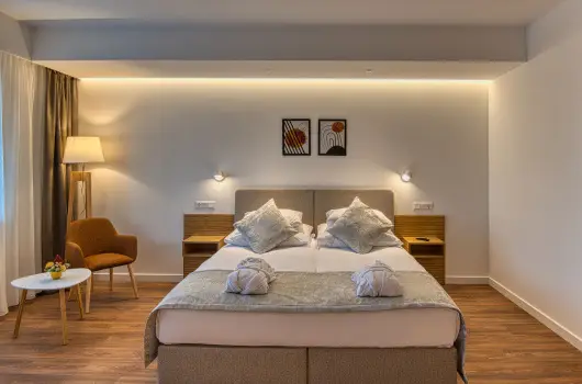 Cardoner Hotel - Hsvt (min. 2 j)