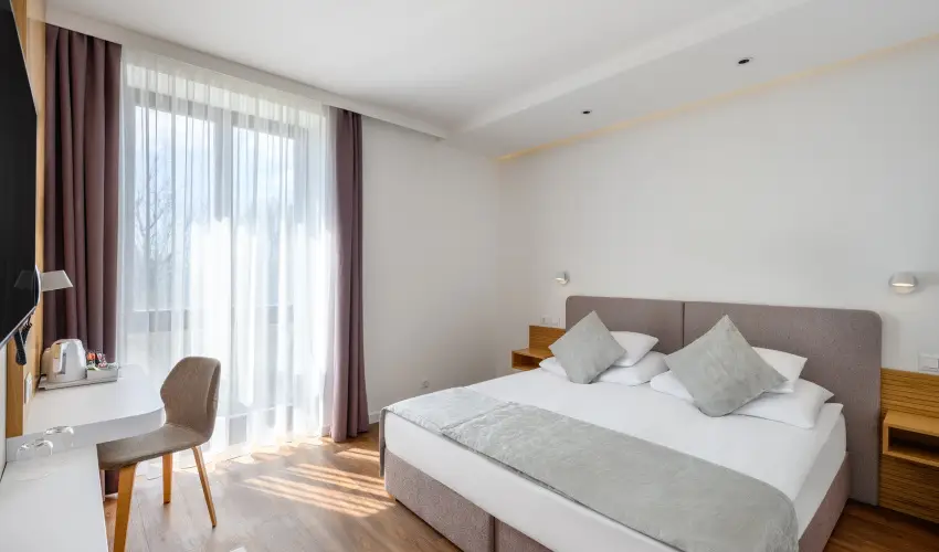 Cardoner Hotel Pilisszentkereszt - H�sv�t (min. 2 �j)