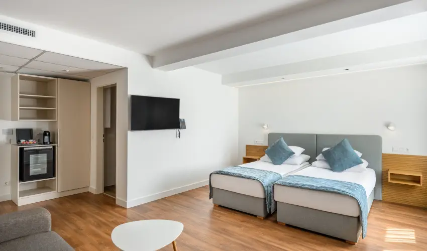 Cardoner Hotel Pilisszentkereszt - H�sv�t (min. 2 �j)