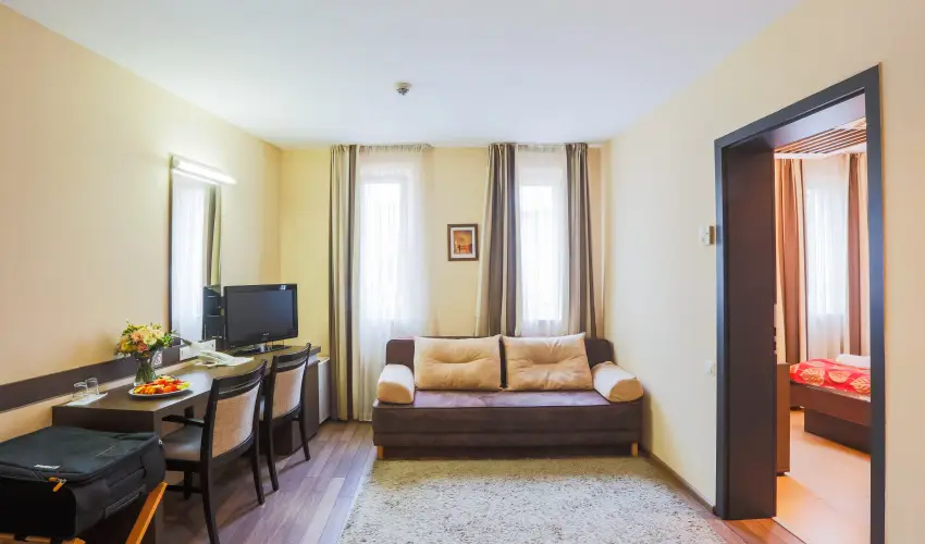 CE Plaza Hotel Si�fok - CE Plaza H�sv�t (min. 3 �j)