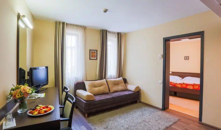 CE Plaza Hotel Si�fok - CE Plaza H�sv�t (min. 3 �j)