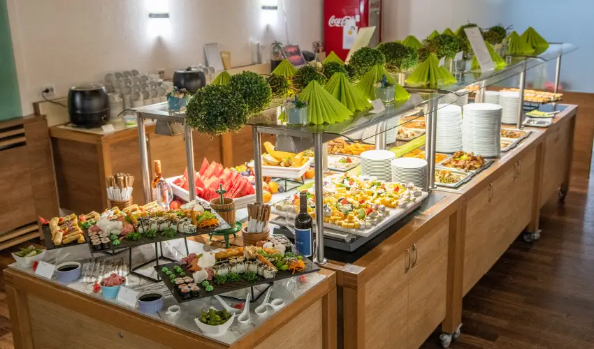 CE Plaza Hotel Si�fok - CE Plaza H�sv�t (min. 3 �j)